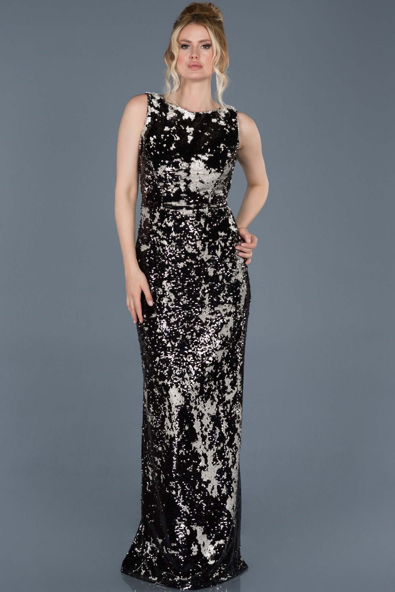 Black Silver Sequin Dress | Sequin dresses to rent Girl Meets Dress Black Silver Sequin Dress | Sequin dresses to rent Girl Meets Dress