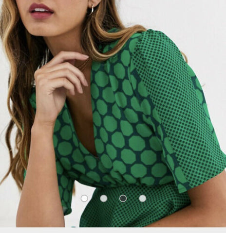TWISTED WUNDER - Gloria Green Hexagon Dress - Designer Dress hire